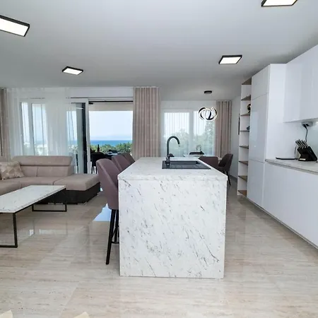 Apartment Premium Darja - - With Heated Pool Malinska