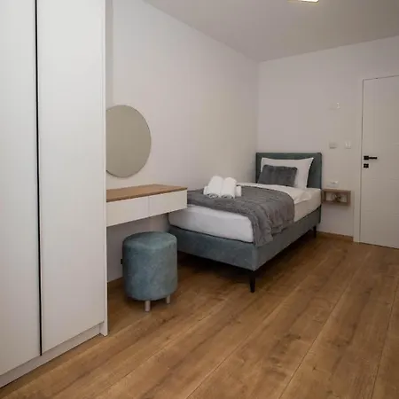 Premium Darja - - With Heated Pool Apartment
