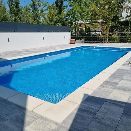 Premium Darja - - With Heated Pool Apartment *