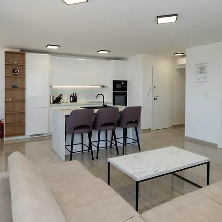 Premium Darja - - With Heated Pool