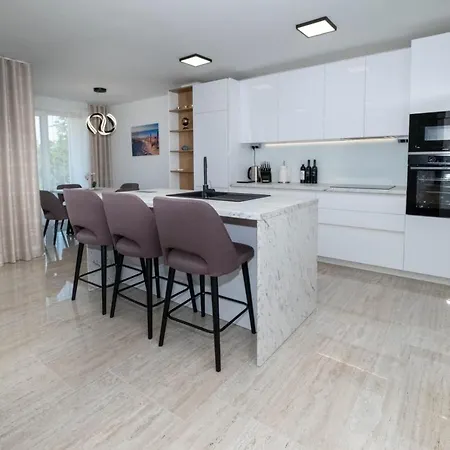 Premium Darja - - With Heated Pool