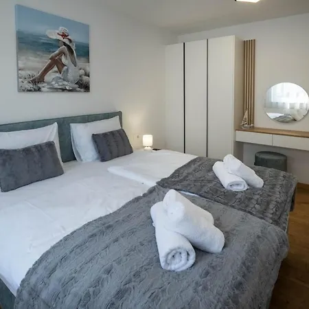 Premium Darja - - With Heated Pool