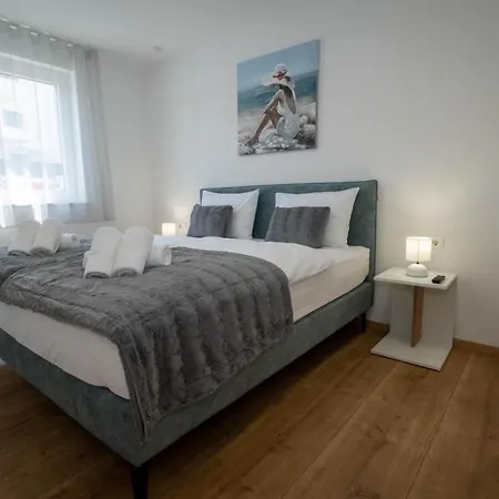 Premium Darja - - With Heated Pool